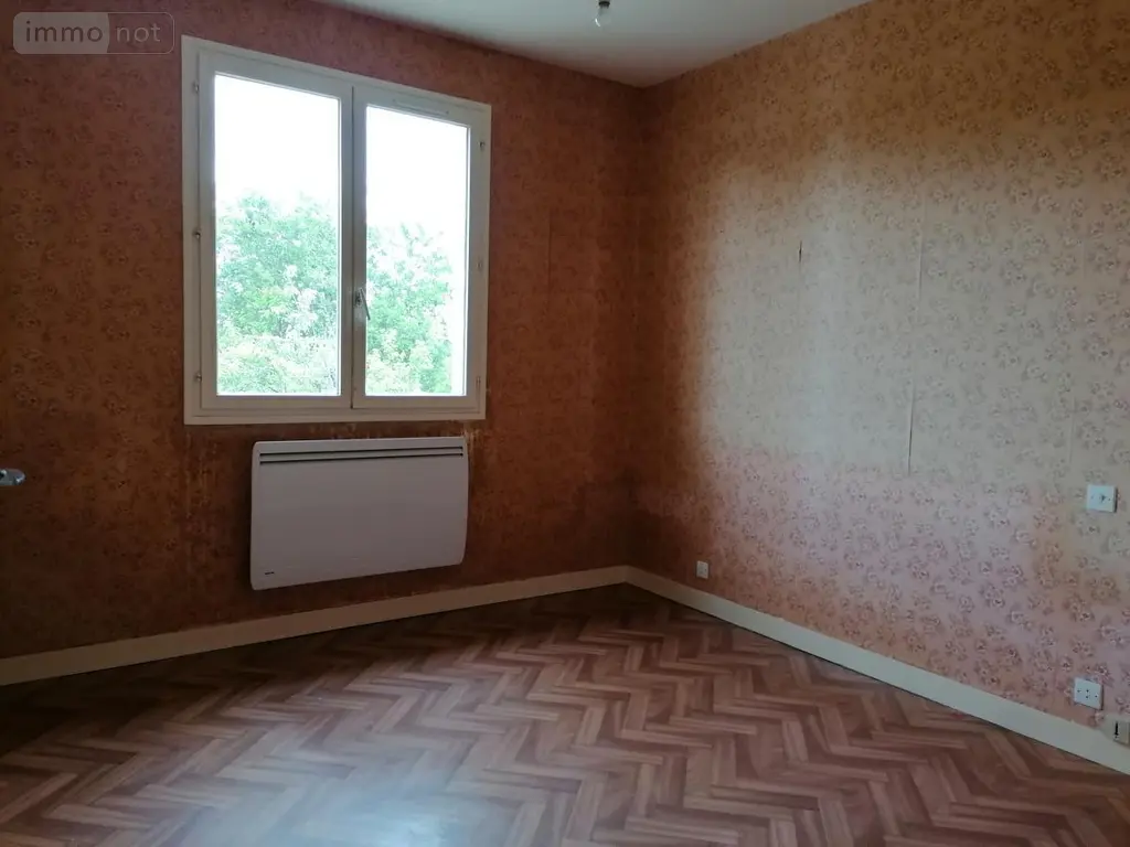Maison a vendre La Celle-Saint-Avant 37160 Indre-et-Loire 37 102 m2 5 pièces 157500 euros 37082-301 006
