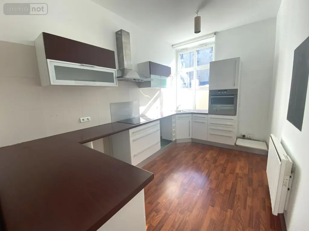 Location appartement Angers 49100 Maine-et-Loire 49 77 m2 3 pièces 1050 euros 49031-L168 003