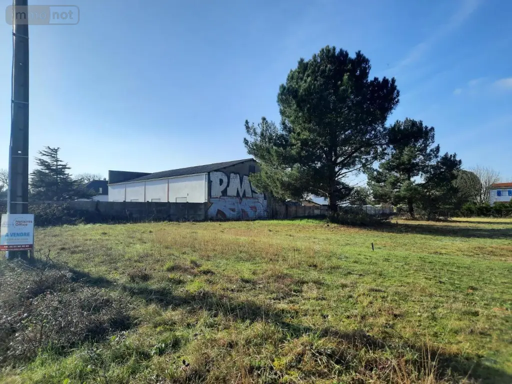 Terrain a batir a vendre Saint-Hilaire-de-Riez 85270 Vendée 85 126700 euros 85091-5083 003