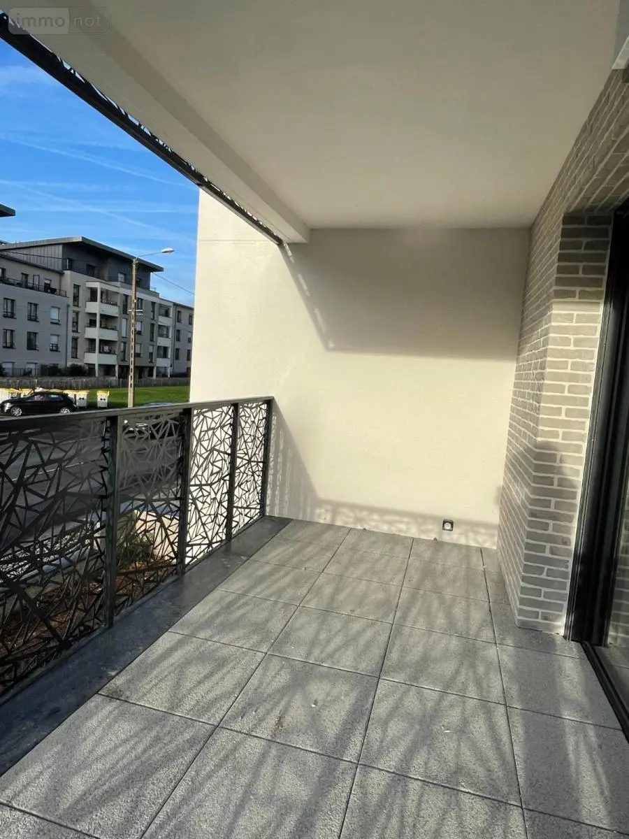 Location appartement Saint-Malo 35400 Ille-et-Vilaine 35 60 m2 3 pièces 758 euros 35104-L138 002