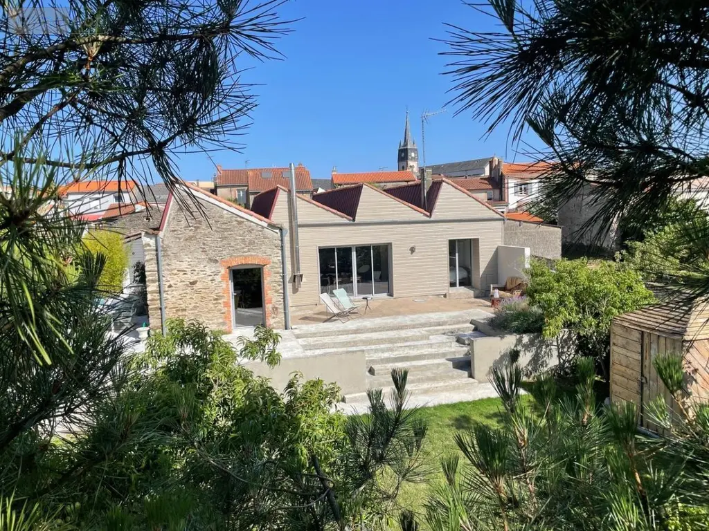 Maison a vendre Beaupréau-en-Mauges 49110 Maine-et-Loire 49 148 m2 5 pièces 277360 euros 49058-1596 001