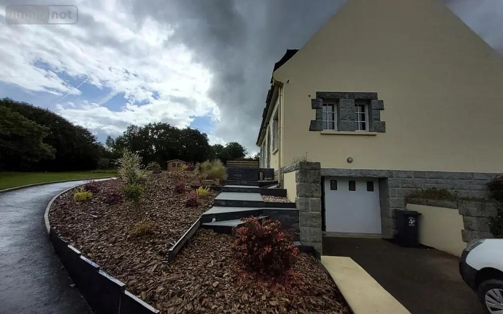 Maison a vendre Poullaouen 29246 Finistère 29 154 m2 8 pièces 168000 euros 29066-3831 024