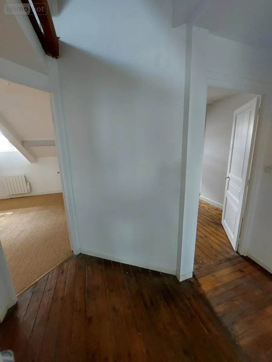 Location appartement Reims 51100 Marne 51 47 m2 3 pièces 790 euros 51046-L558 002