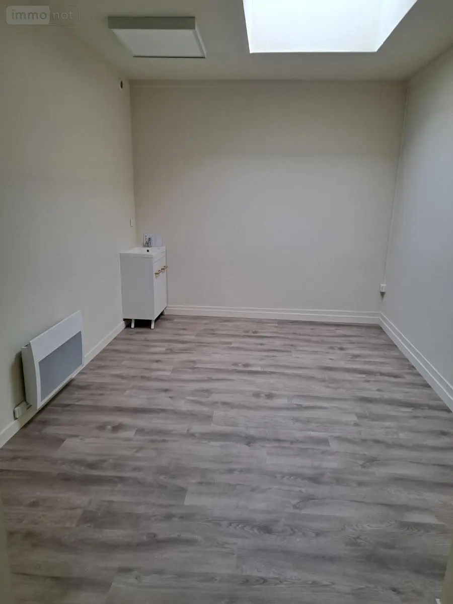 Location fonds et murs commerciaux Béthune 62400 Pas-de-Calais 62 28 m2 2 pièces 525 euros 62023-L1390 004