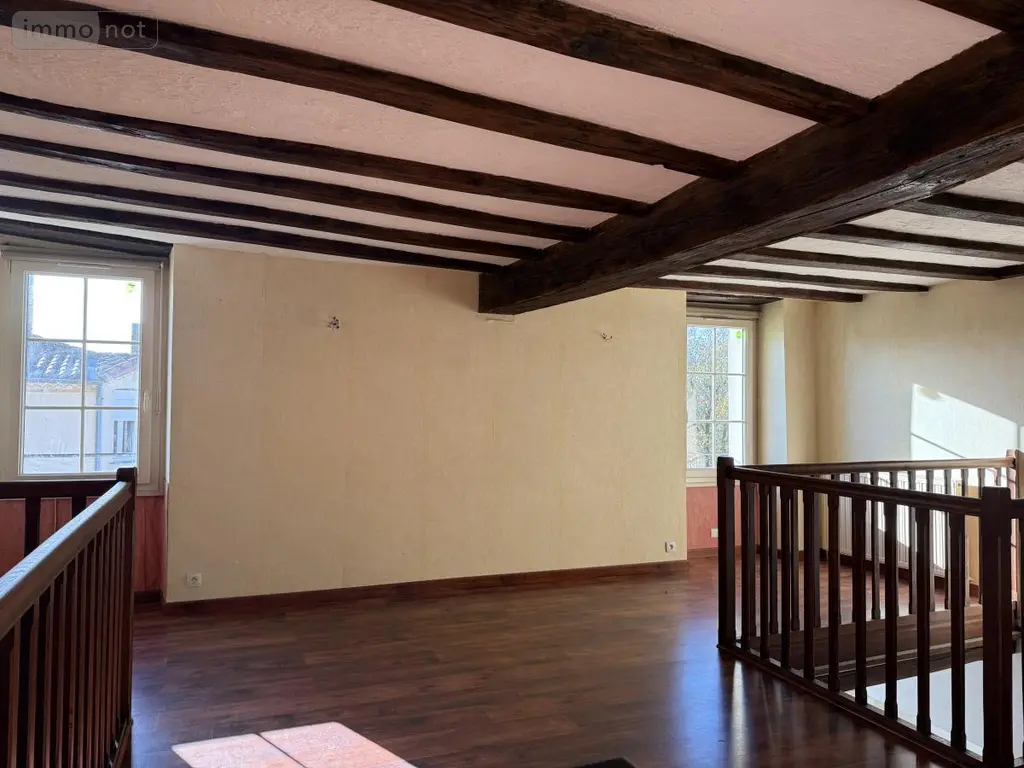 Immeuble de rapport a vendre Beaupréau-en-Mauges 49600 Maine-et-Loire 49 260 m2 146720 euros 49058-1546 004