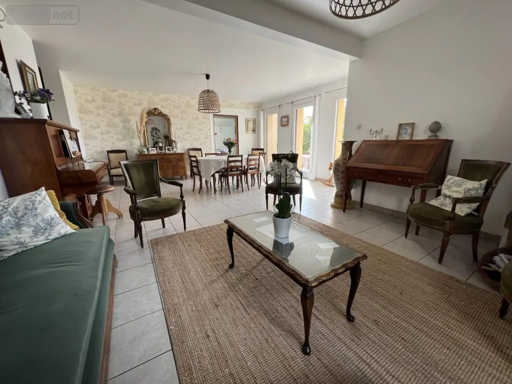 Maison a vendre Châteaugiron 35410 Ille-et-Vilaine 35 150 m2 7 pièces 389700 euros 35018-802 002