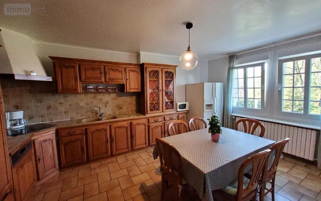 Maison a vendre Carhaix-Plouguer 29270 Finistère 29 166 m2 7 pièces 262500 euros 29066-3840 006