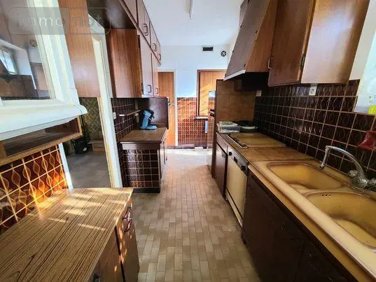 Maison a vendre Pierrelatte 26700 Drôme 26 323 m2 365750 euros 26060-829 004