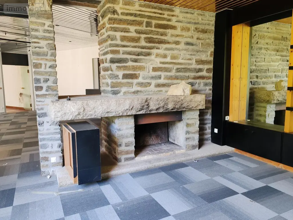 Immeuble de rapport a vendre Plounéour-Ménez 29410 Finistère 29 800 m2 263500 euros 29107-2761 011