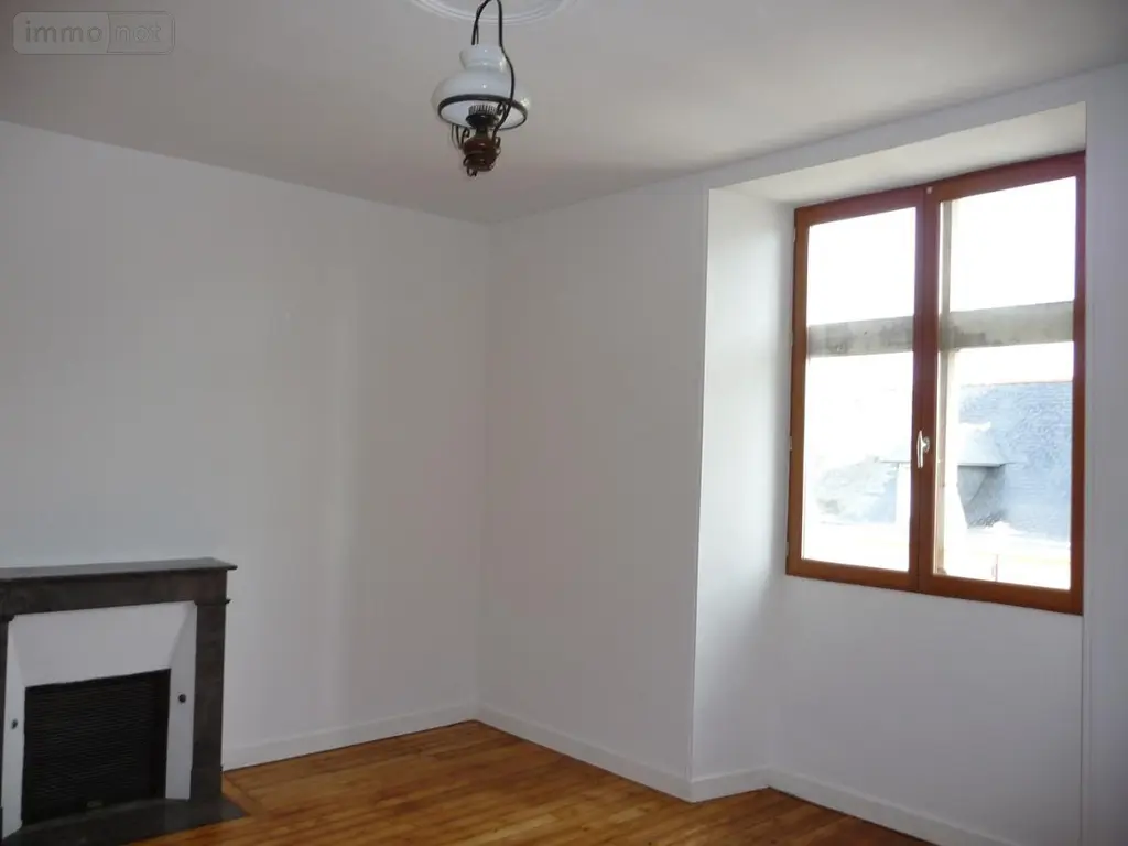 Location maison Longuenée-en-Anjou 49770 Maine-et-Loire 49 53 m2 2 pièces 630 euros 49114-L5 007