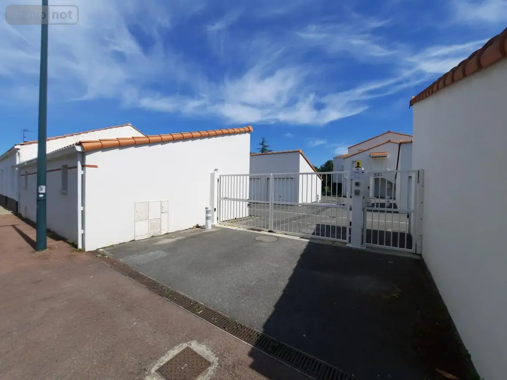 Appartement a vendre Challans 85300 Vendée 85 44 m2 2 pièces 137800 euros 85091-5201 009