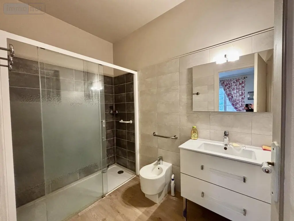 Maison a vendre Montmorillon 86500 Vienne 86 207 m2 8 pièces 157000 euros 86001-40 008