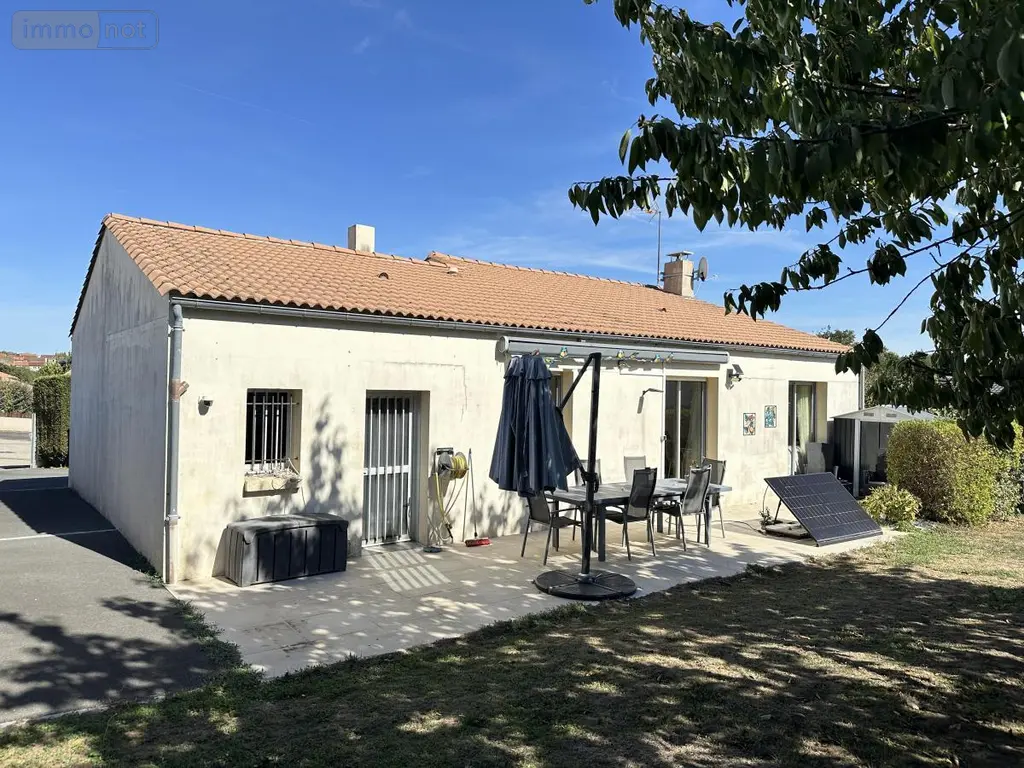 Maison a vendre Saint-Georges-de-Montaigu 85600 Vendée 85 87 m2 4 pièces 181750 euros 85020-1553 002