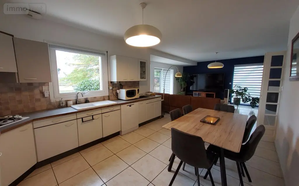 Maison a vendre Carhaix-Plouguer 29270 Finistère 29 88 m2 4 pièces 220500 euros 29066-3941 005