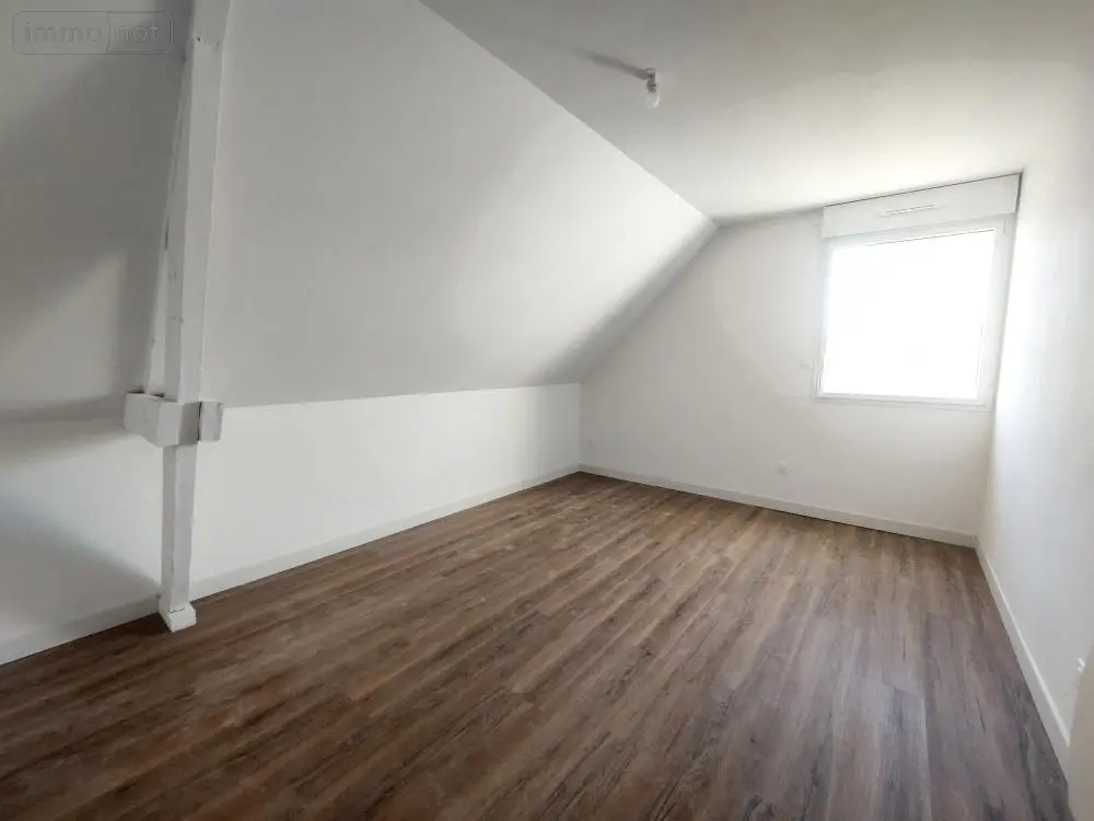 Appartement a vendre Renazé 53800 Mayenne 53 109 m2 4 pièces 162770 euros 53032-1082 003