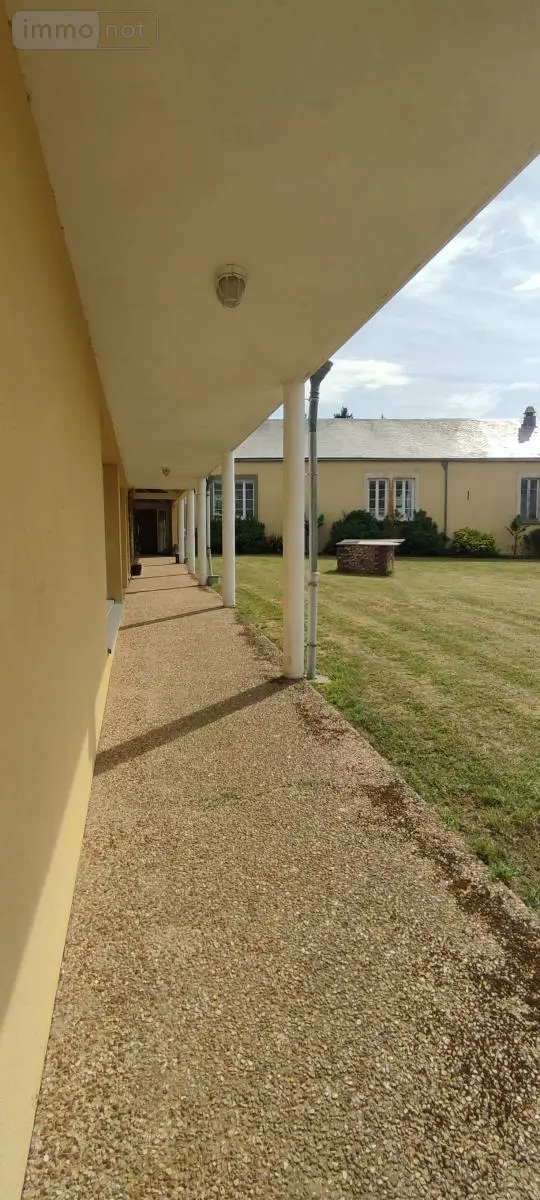 Immeuble de rapport a vendre Marigné-Laillé 72220 Sarthe 72 1557 m2 928372 euros 72010-1803 006