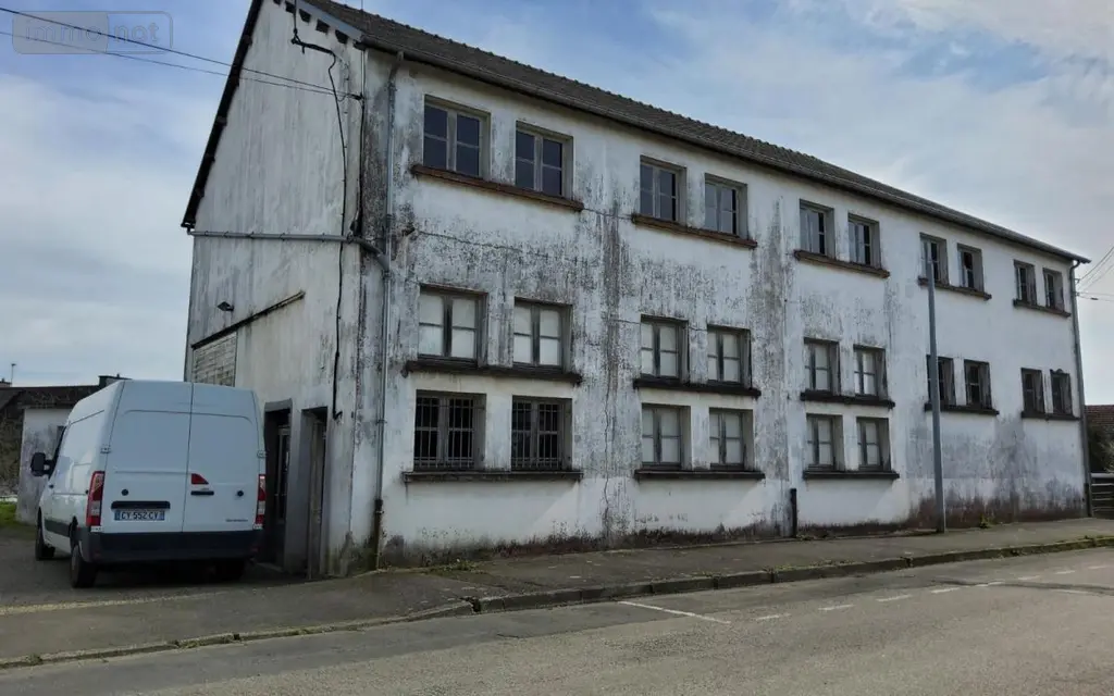 Garage et parking a vendre Carhaix-Plouguer 29270 Finistère 29 340 m2 115500 euros 29066-3760 001