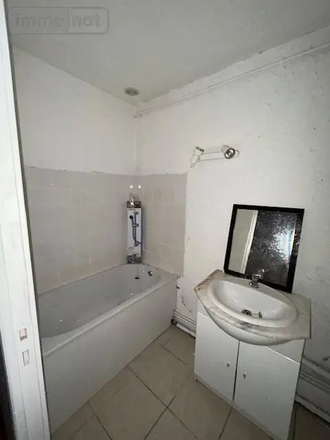 Appartement a vendre Thiers 63300 Puy-de-Dôme 63 77 m2 4 pièces 37000 euros 63022-44 013