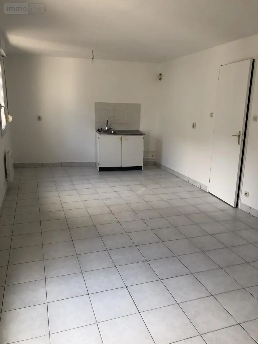 Location appartement Valognes 50700 Manche 50 36 m2 470 euros 50088-L285 001