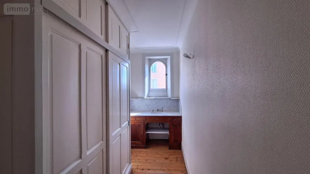 Appartement a vendre Bourg-en-Bresse 01000 Ain 01 128 m2 5 pièces 198000 euros 01018-416 008