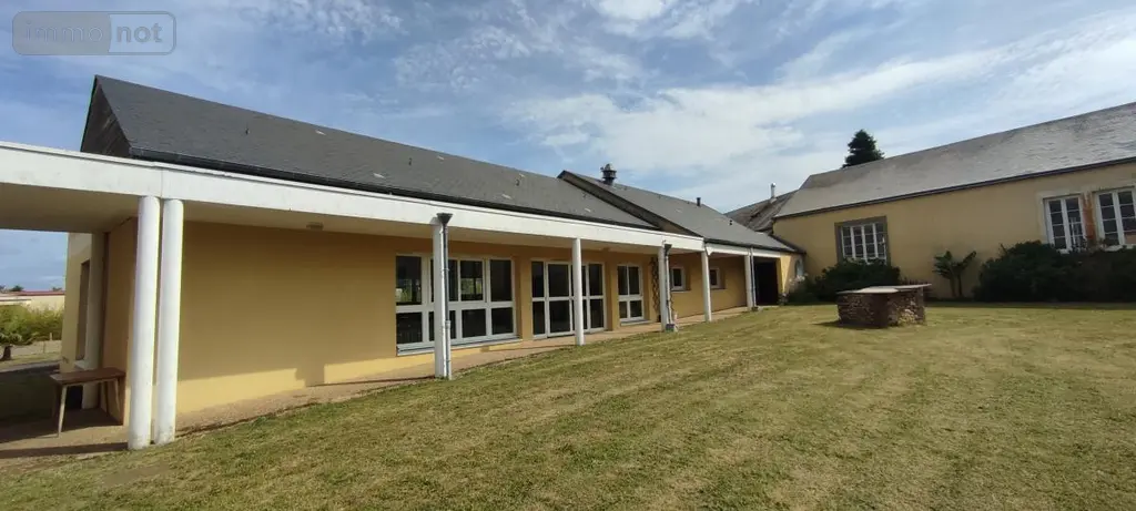 Immeuble de rapport a vendre Marigné-Laillé 72220 Sarthe 72 1557 m2 928372 euros 72010-1803 005