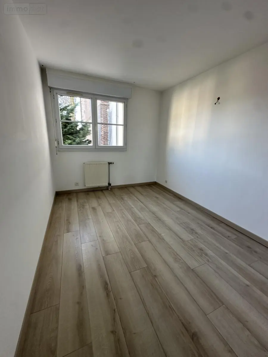 Location appartement Amiens 80000 Somme 80 76 m2 4 pièces 1135 euros 80121-L68 003