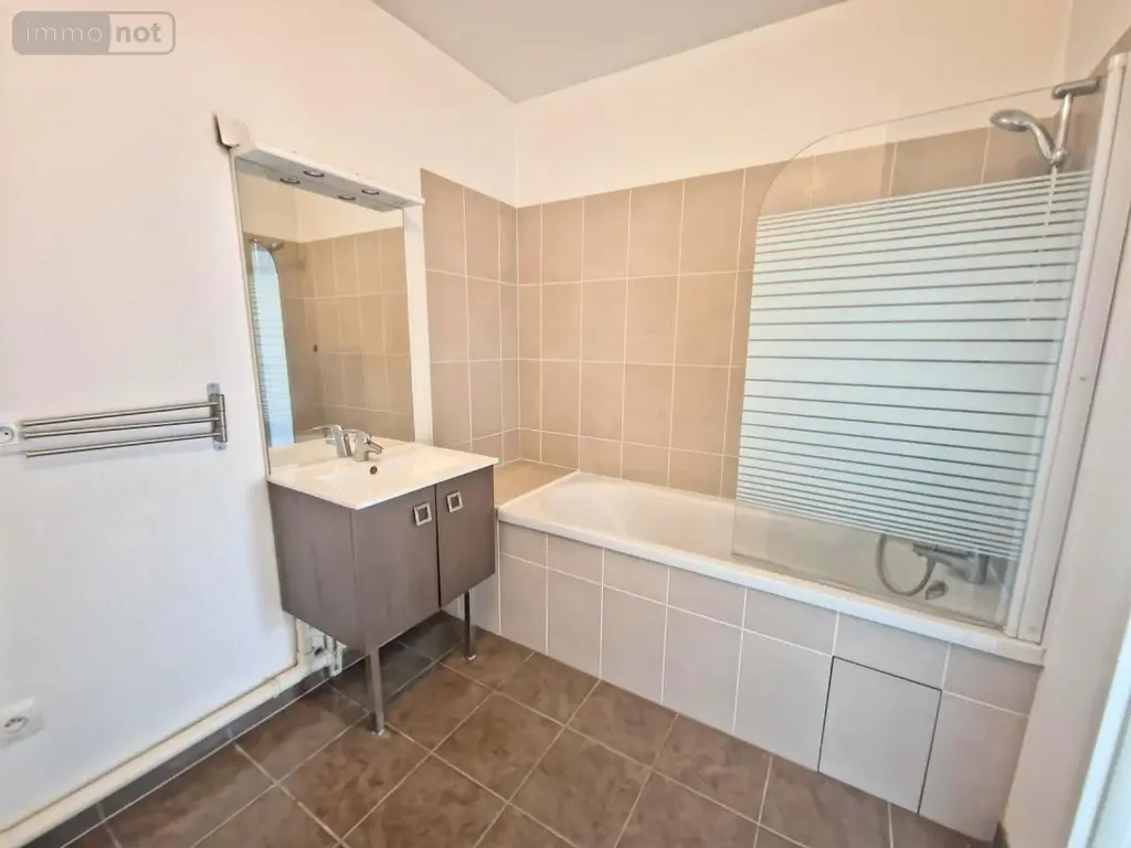Appartement a vendre Tours 37000 Indre-et-Loire 37 63 m2 3 pièces 186480 euros 37009-2673 004