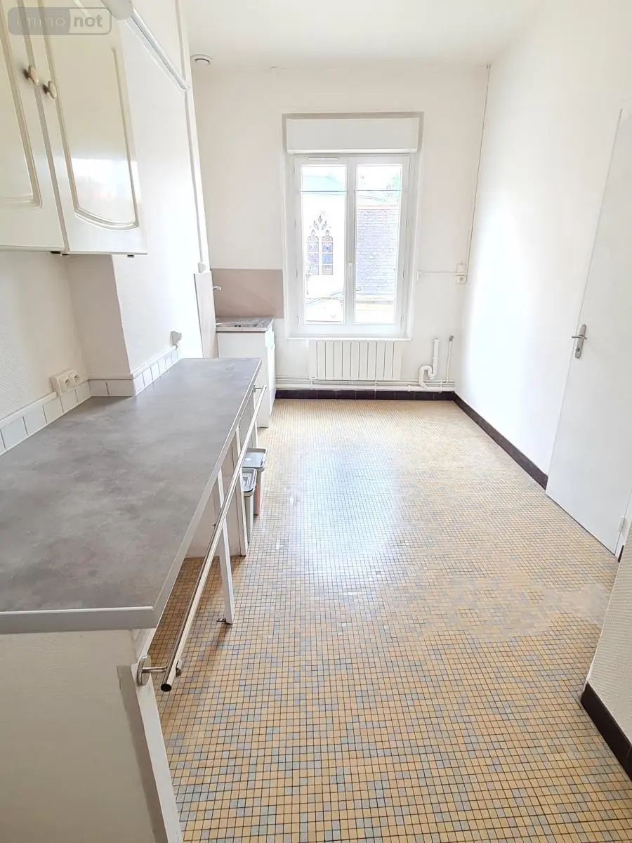 Location appartement Montoire-sur-le-Loir 41800 Loir-et-Cher 41 68 m2 3 pièces 620 euros 41059-L255 002