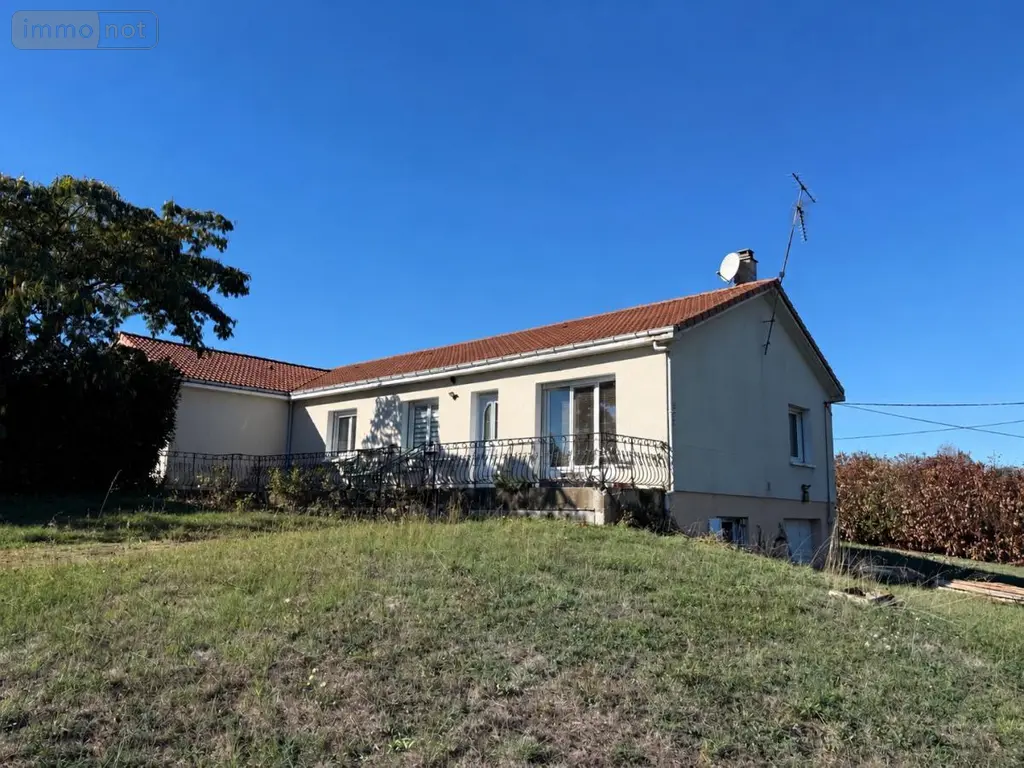 Maison a vendre Vezins 49340 Maine-et-Loire 49 164 m2 7 pièces 204360 euros 49058-1381 002