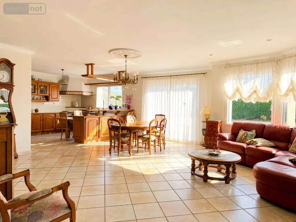 Maison a vendre Le Cloître-Saint-Thégonnec 29410 Finistère 29 140 m2 5 pièces 252960 euros 29107-2852 002