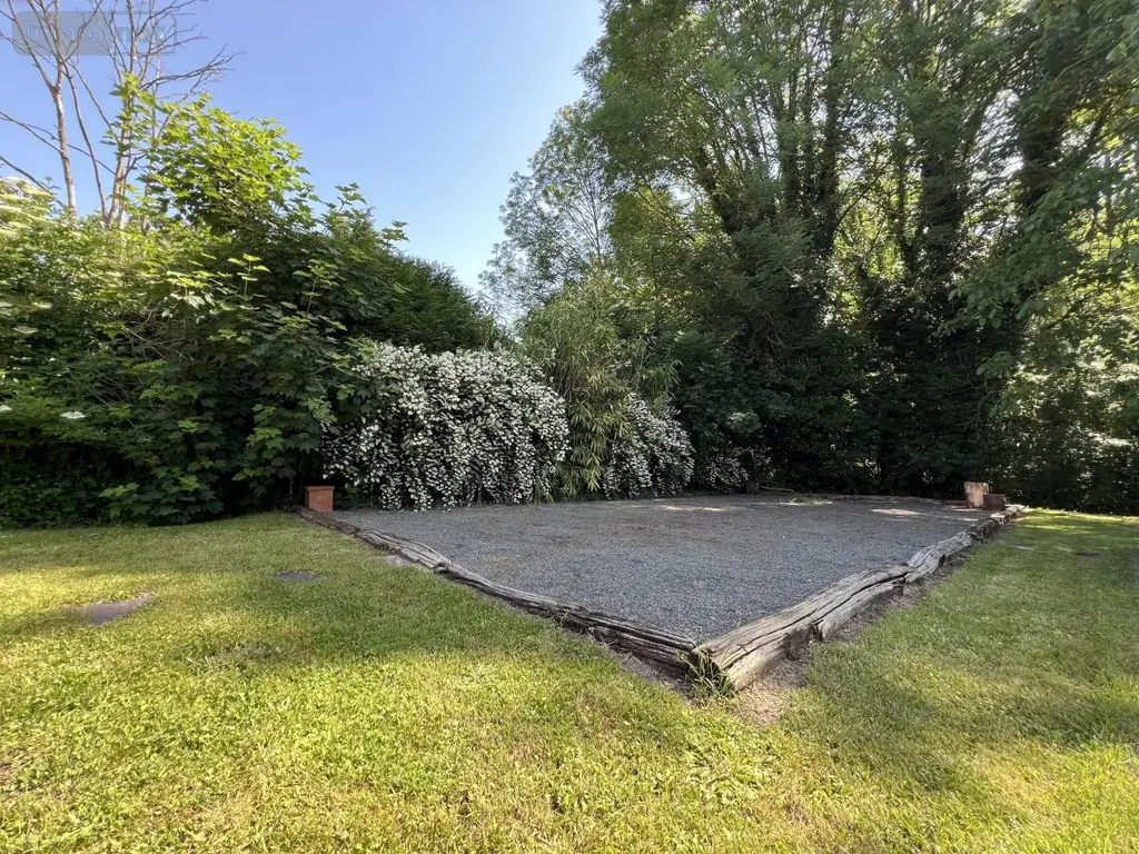 Fonds et murs commerciaux a vendre Bourghelles 59830 Nord 59 162 m2 5 pièces 549000 euros 59028-121 018