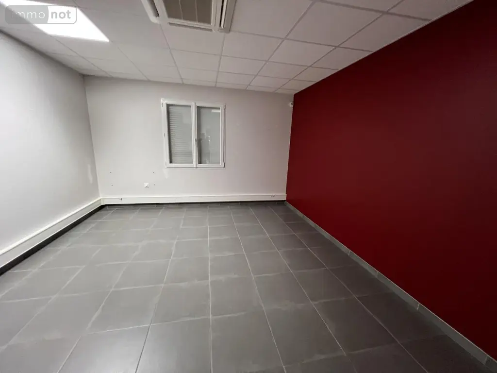 Fonds et murs commerciaux a vendre Huillé-Lézigné 49430 Maine-et-Loire 49 248 m2 9 pièces 209000 euros 49050-552 006