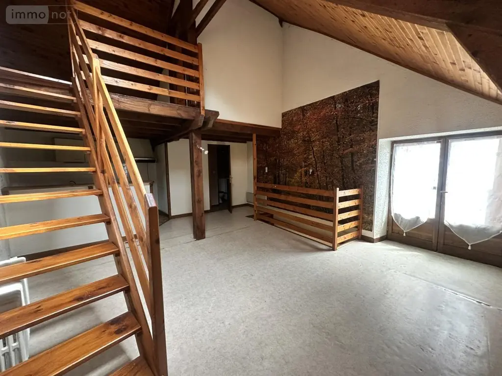 Maison a vendre Coren 15100 Cantal 15 200 m2 82680 euros 15046-88 013