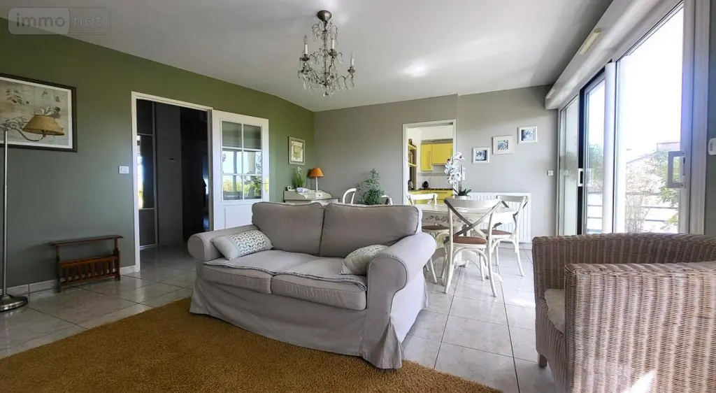 Appartement a vendre Auray 56400 Morbihan 56 78 m2 3 pièces 276000 euros 56085-100 002