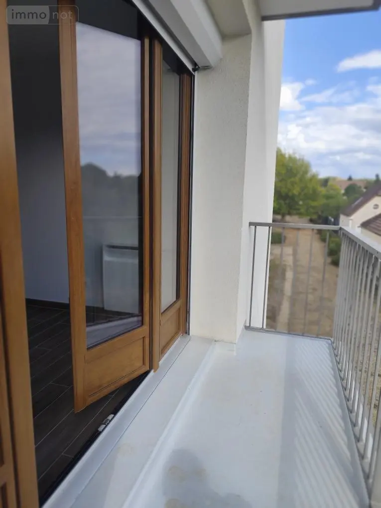 Location appartement Amilly 45200 Loiret 45 59 m2 3 pièces 815 euros 45052-L299 013