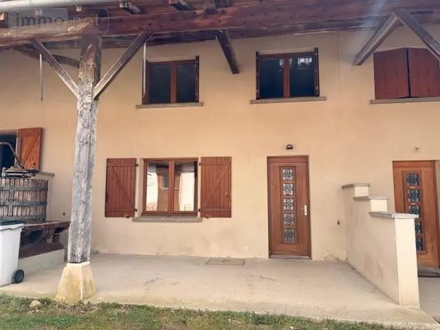 Location appartement Vonnas 01540 Ain 01 66 m2 3 pièces 750 euros 01065-L400 002