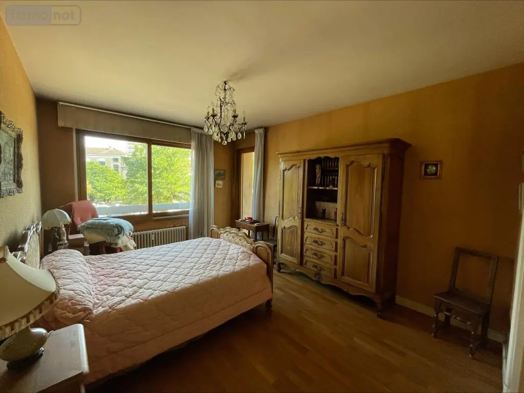 Appartement a vendre Bourg-en-Bresse 01000 Ain 01 128 m2 5 pièces 165000 euros 01083-1978 013