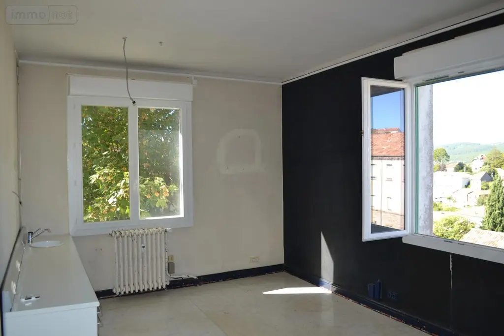 Appartement a vendre Aubenas 07200 Ardèche 07 60 m2 3 pièces 65000 euros 07068-761 002