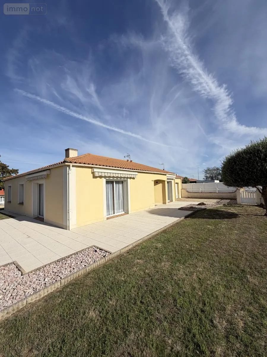Maison a vendre Cholet 49300 Maine-et-Loire 49 109 m2 5 pièces 260715 euros 49055-118 008