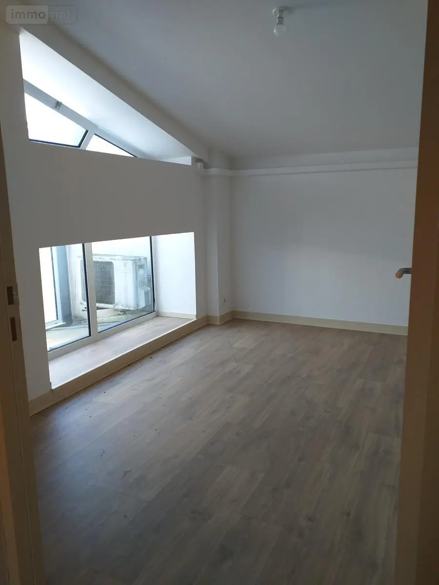 Fonds et murs commerciaux a vendre Vannes 56000 Morbihan 56 267 m2 670872 euros 56005-902 006