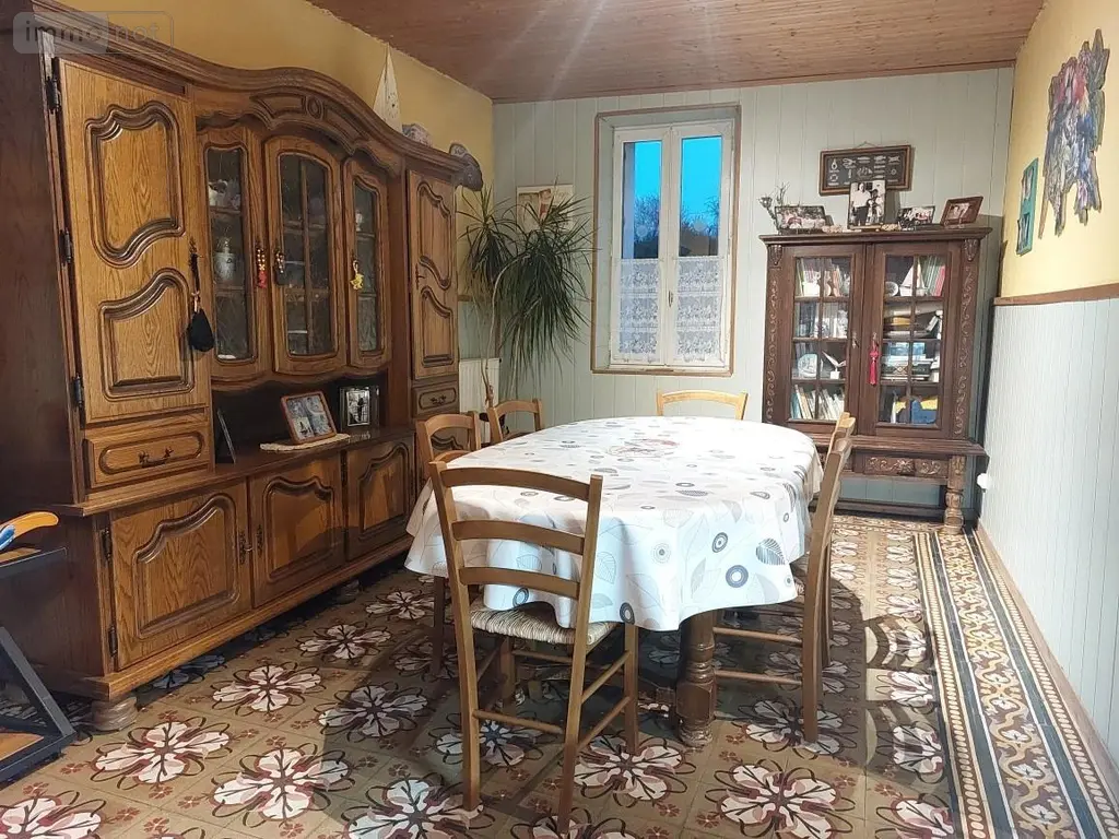 Maison a vendre Méral 53230 Mayenne 53 109 m2 7 pièces 106000 euros 53032-1072 003