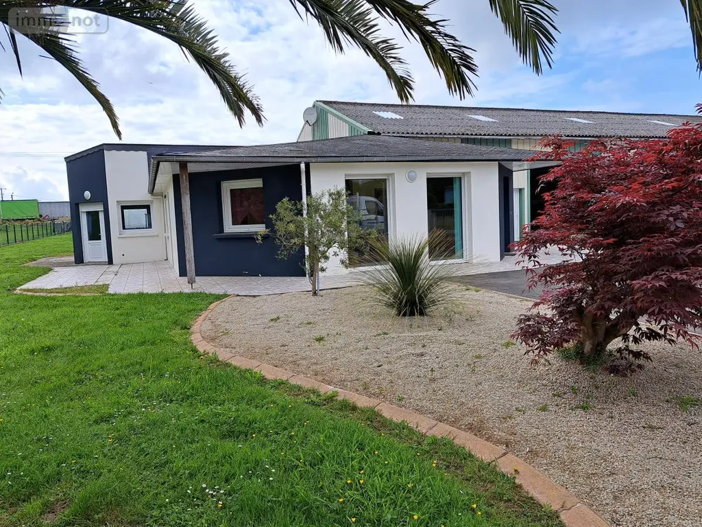 Fonds et murs commerciaux a vendre Kermaria-Sulard 22450 Côtes-d'Armor 22 498 m2 9 pièces 364000 euros 22102-2441 002