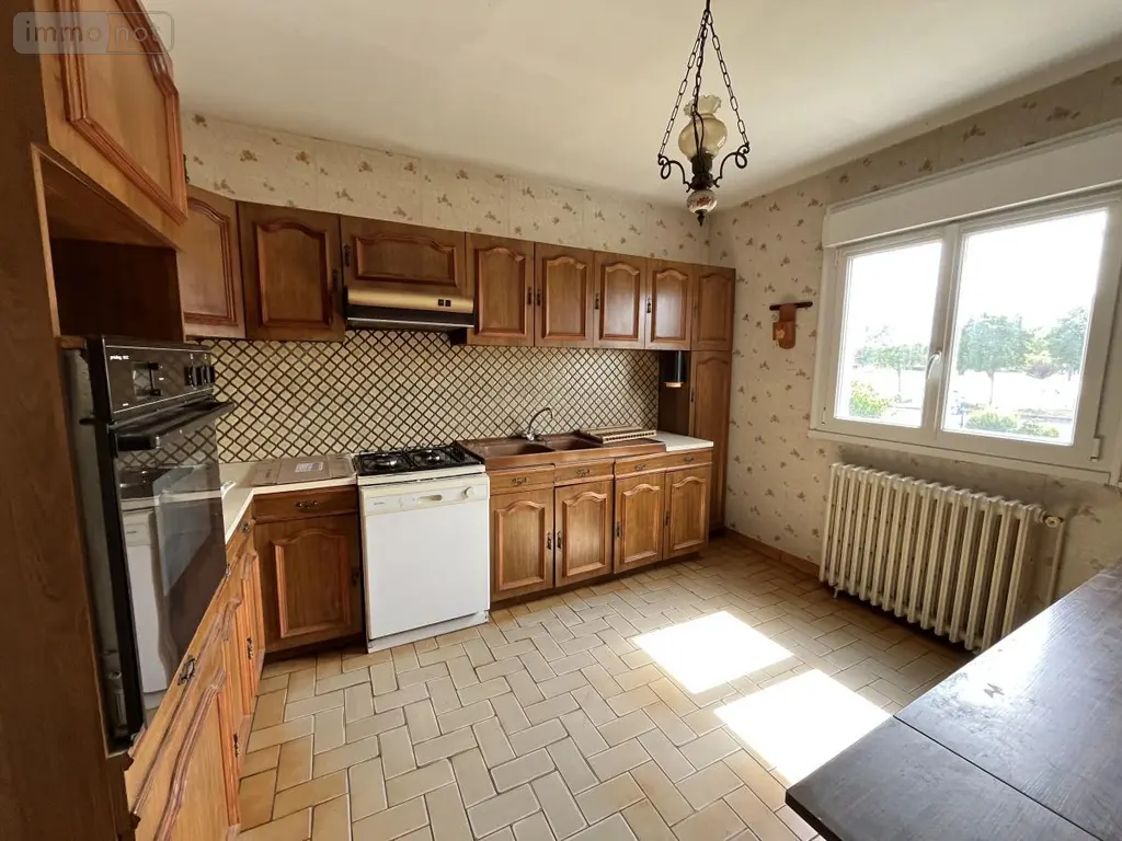 Maison a vendre Saint-Georges-sur-Loire 49170 Maine-et-Loire 49 141 m2 6 pièces 221800 euros 49019-3549 004