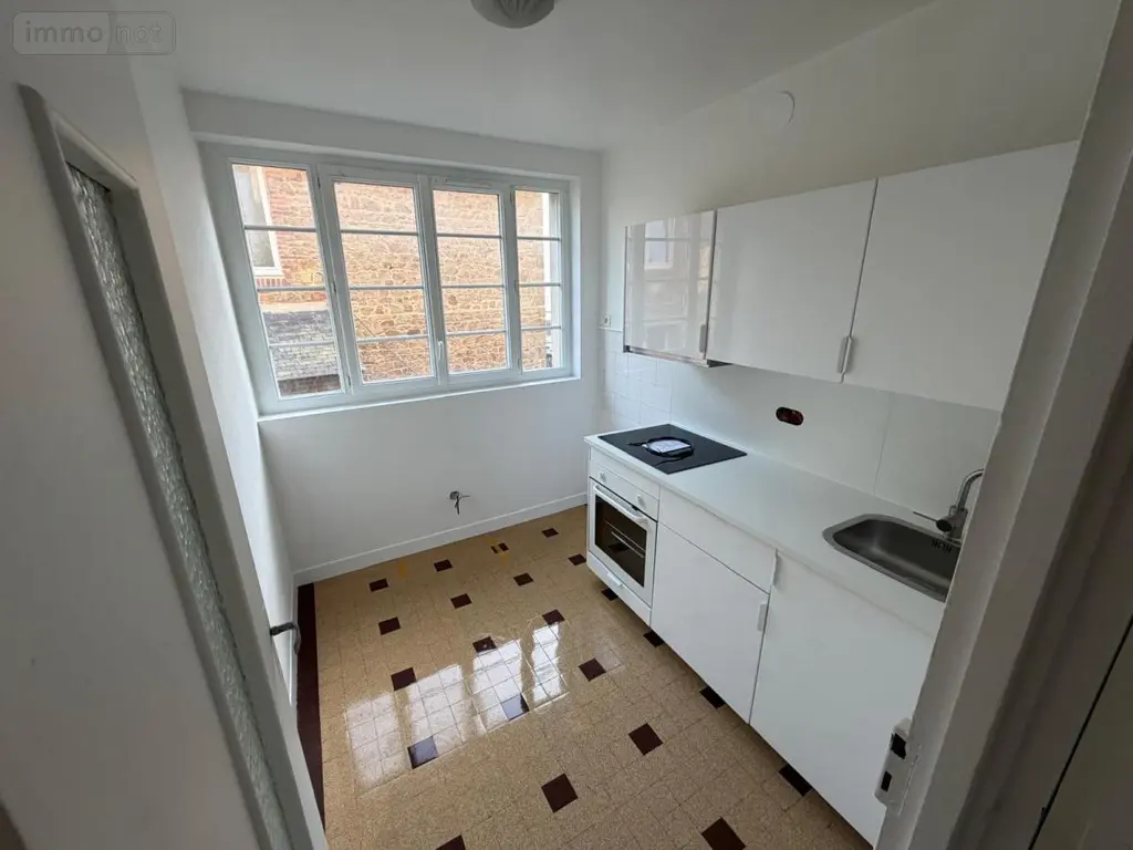 Location appartement Saint-Malo 35400 Ille-et-Vilaine 35 36 m2 565 euros 35084-L383 002