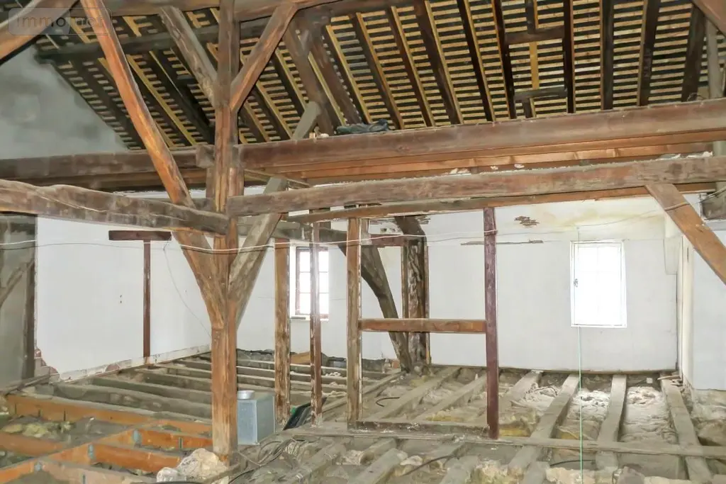 Immeuble de rapport a vendre Bourges 18000 Cher 18 310 m2 374400 euros 18005-1675 013