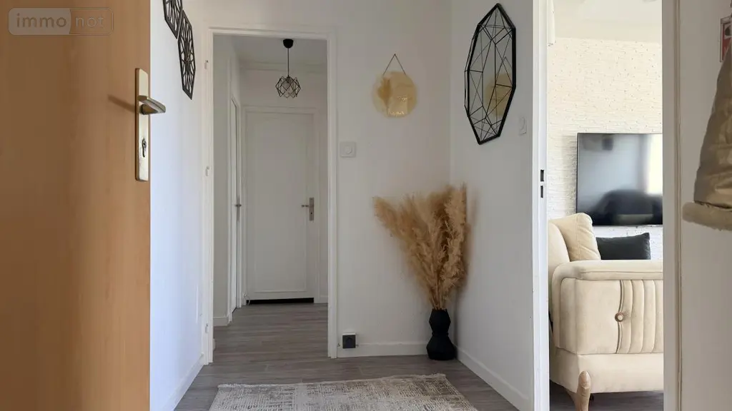 Appartement a vendre Arbent 01100 Ain 01 82 m2 3 pièces 115000 euros 01048-250 007