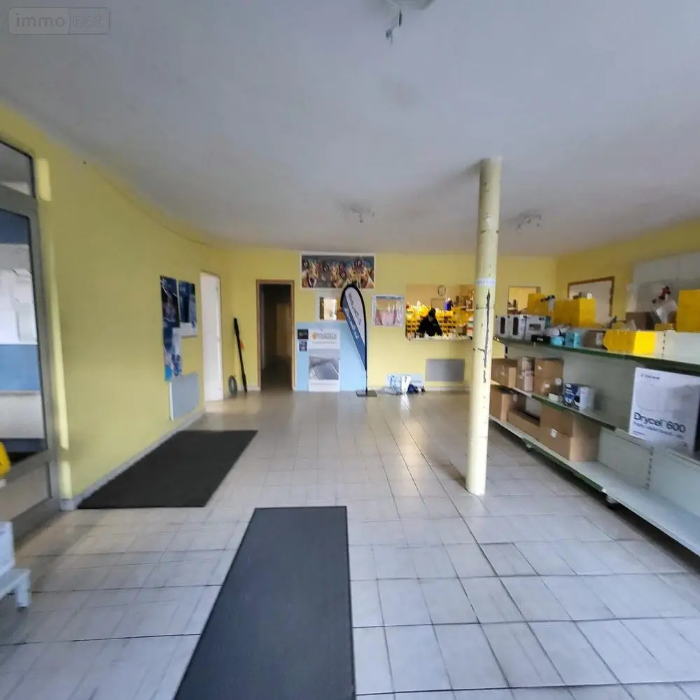 Fonds et murs commerciaux a vendre Châteauneuf-du-Faou 29520 Finistère 29 1673 m2 265000 euros 29126-725 003