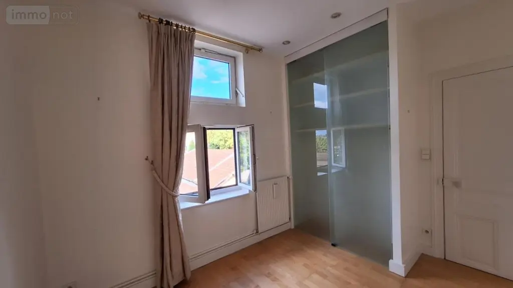 Appartement a vendre Bourg-en-Bresse 01000 Ain 01 128 m2 5 pièces 198000 euros 01018-416 003