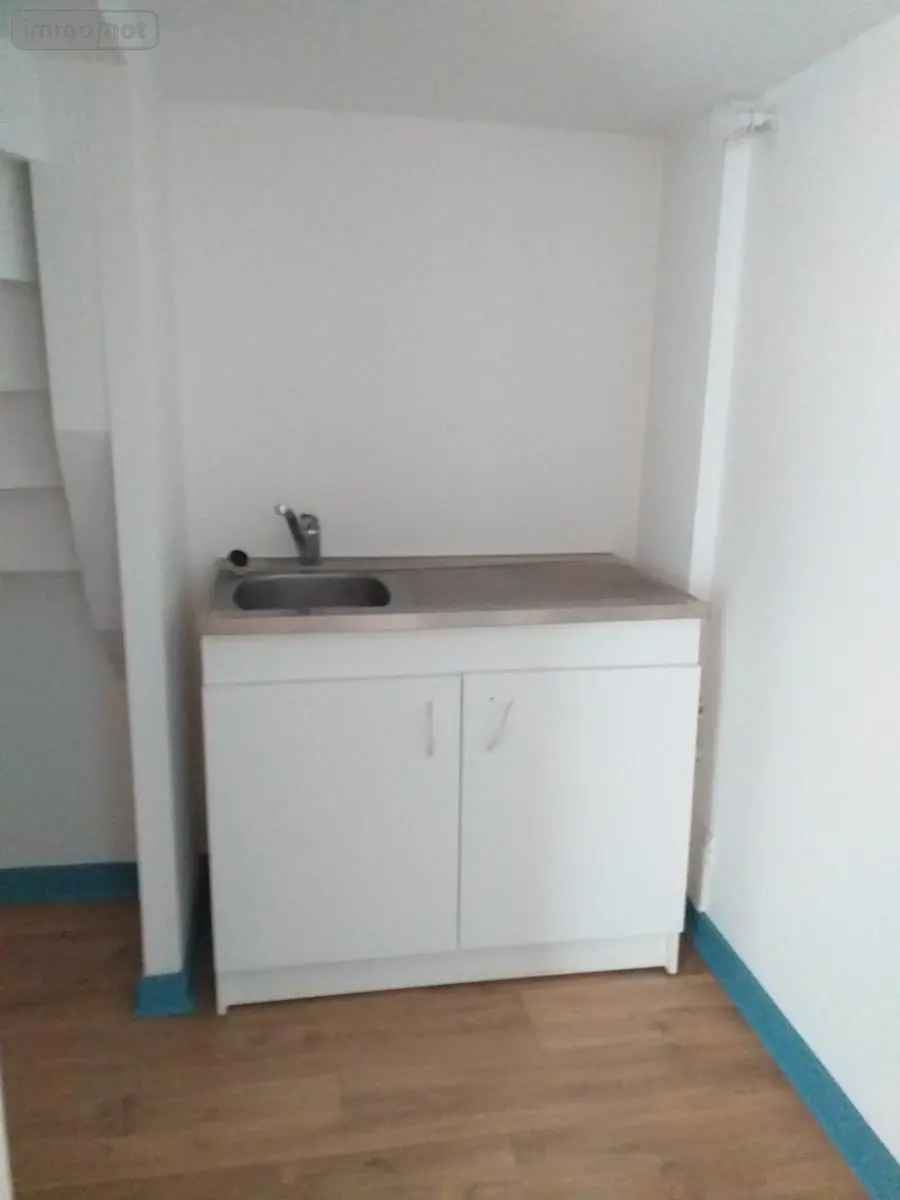 Fonds et murs commerciaux a vendre Vannes 56000 Morbihan 56 267 m2 670872 euros 56005-902 019