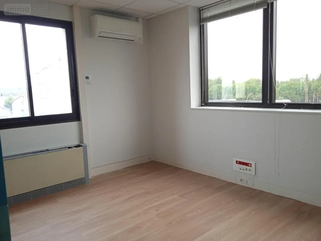 Location fonds et murs commerciaux Montargis 45200 Loiret 45 103 m2 1830 euros 45052-L253 007